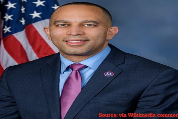 Minority Leader, Hakeem Jeffries Demands Justice Samuel Alito's Recusal From January 6th Insurrection Cases: Bias and Partisanship Exposed