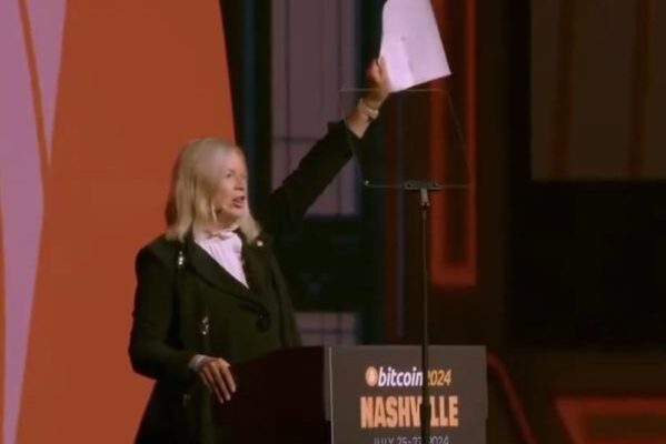 Senator Cynthia Lummis Unveils Bitcoin Reserve Ambitious Plan for U.S.