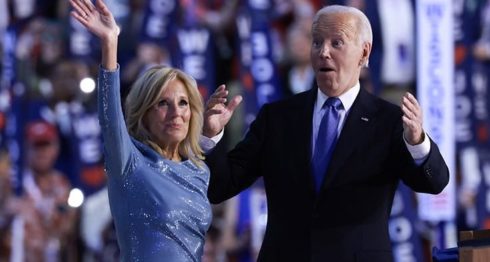 "Biden's Heartfelt Farewell: An Emotional and Tearful Departure from the Political Arena"