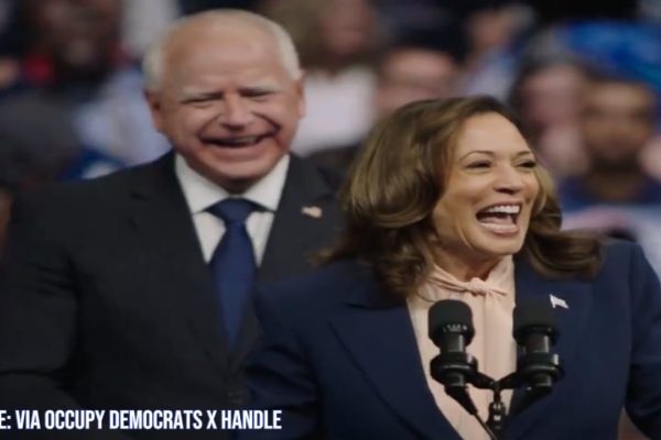 Kamala Harris Electrifies Pennsylvania Rally with New Running Mate Tim Walz