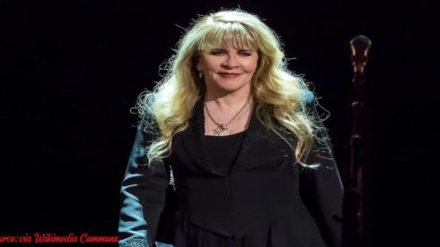 Stevie Nicks’ Triumphant Return to SNL: Iconic Performance of 'The Lighthouse' & 'Edge of Seventeen' After 41 Years