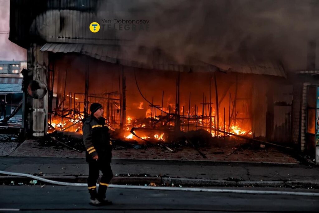 Russia Launches Heavy Missile and Drone Assault on Kyiv Amid Fragile Prisoner Swap Efforts