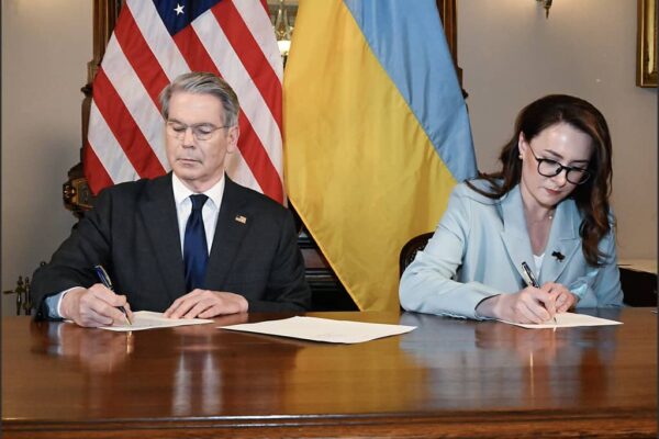 USA Ukraine Ink Landmark Minerals Deal Aimed at Economic Reconstruction and Strategic Supply Chains