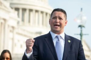 Gonzales Withdraws from Re-Election Bid After Admitting Affair with Aide