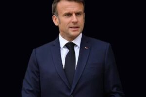 Macron Challenges Trump Over Russian Oil Sanctions Decision