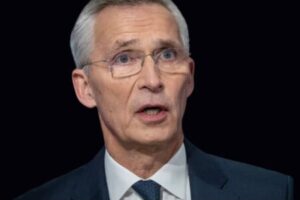Stoltenberg Says NATO Must Avoid Escalating Conflict With Iran