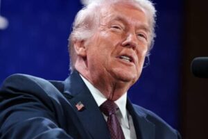 Donald Trump Faces Criticism Over Plan to Bring Corporate Executive Into TSA