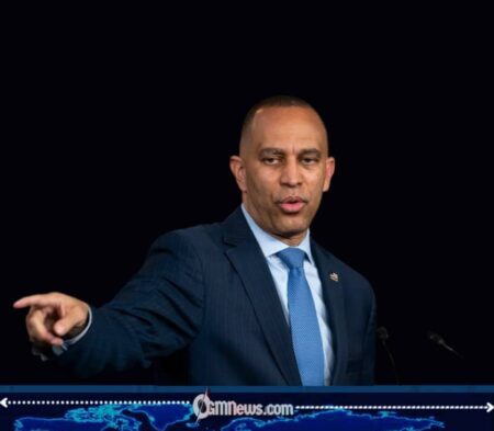Jeffries Dares Trump to Debate “Anytime, Anyplace”