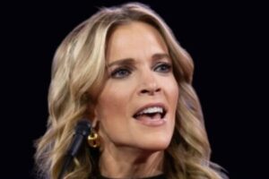 Megyn Kelly Says Voters Are Growing Frustrated With Trump