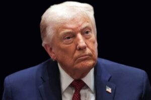 Trump Links Strait Closure to Pressure on Iran