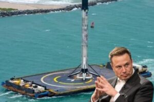 Elon Musk Says Humanity Needs Another Planet and the Internet Immediately Started Packing Bags