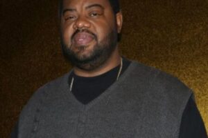 HOLLYWOOD LAUGHED WHILE GRIZZ CHAPMAN QUIETLY FOUGHT A BATTLE FEW FANS EVER SAW