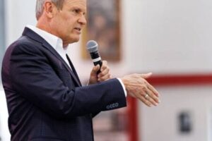 Governor Bill Lee Under Fire as Tennessee Map Dispute Intensifies