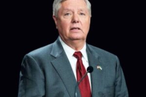Lindsey Graham Warns Middle East Over Support for Trump’s Iran Policy