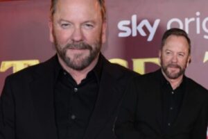 Kiefer Sutherland’s “Grey” Tour Collapse After Low Ticket Sales Sparks Industry Debate