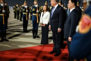 Trump’s Beijing Gamble: Rare Earths, Iran Pressure and the Superpower Showdown Behind the Red Carpet