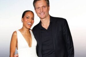 Olivia Pope Still Fixing Crises While Fitz Probably Misplaced Another Democracy