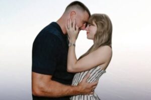 Taylor Swift's Wedding Venue Rumors Have Fans Booking Hotels They Don't Need
