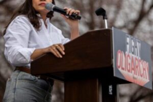 Alexandria Ocasio-Cortez Declines to Reject Senate Abolition Proposal, Sparks Political Firestorm