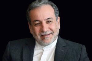 Araqchi Claims America and Israel Have Lost Their Superpower Image