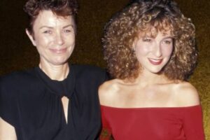 Jo Wilder's Final Decision Ignites Global Debate as Jennifer Grey Reveals Mother's Last Wish
