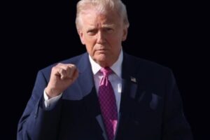 Trump Delays Housing Victory While Pressuring Republicans on Election Bill