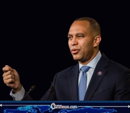Hakeem Jeffries Asks Why Washington Is Counting Seniors’ Dollars While Elon Musk’s Contracts Draw Billions