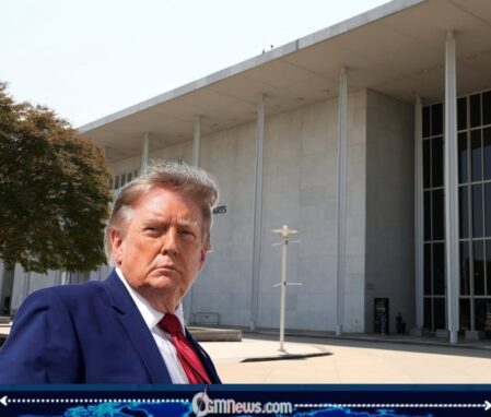 Trump Demands Recognition for Efforts to Save Kennedy Center