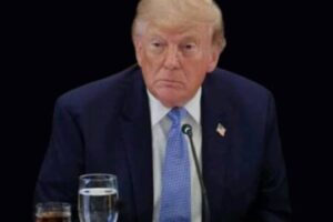 Donald Trump: Nearly $100 Senior Checks Announced as $5,000 ‘Trump Dividend’ Returns to Midterm Pitch