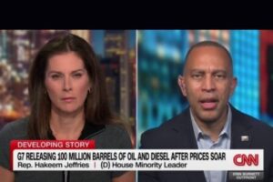 Jeffries Challenges Trump Over G7’s 100 Million-Barrel Fuel Rescue