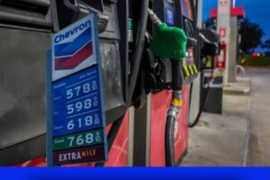 $4.27 Gas Prices Put Trump’s ‘Little Detour’ to Iran on Collision Course With Republican Election Hopes