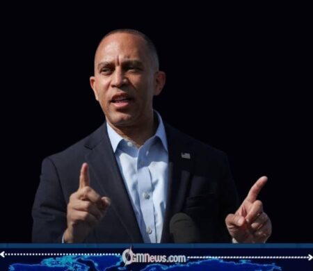 Hakeem Jeffries Puts Healthcare at the Heart of Democrats’ Midterm Battle, Promises a Right for Every American